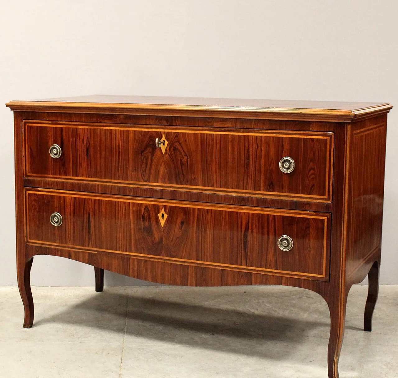 Antique Louis XV chest of drawers in inlaid rosewood, 18th century 1