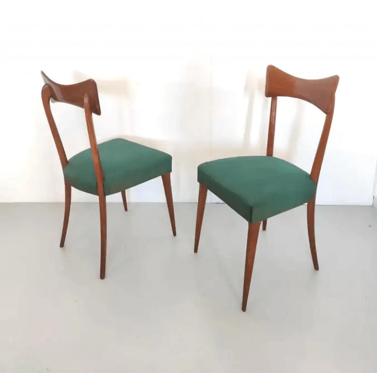 Pair of armchairs attributed to Ico Parisi for Ariberto Colombo, 1950s 3