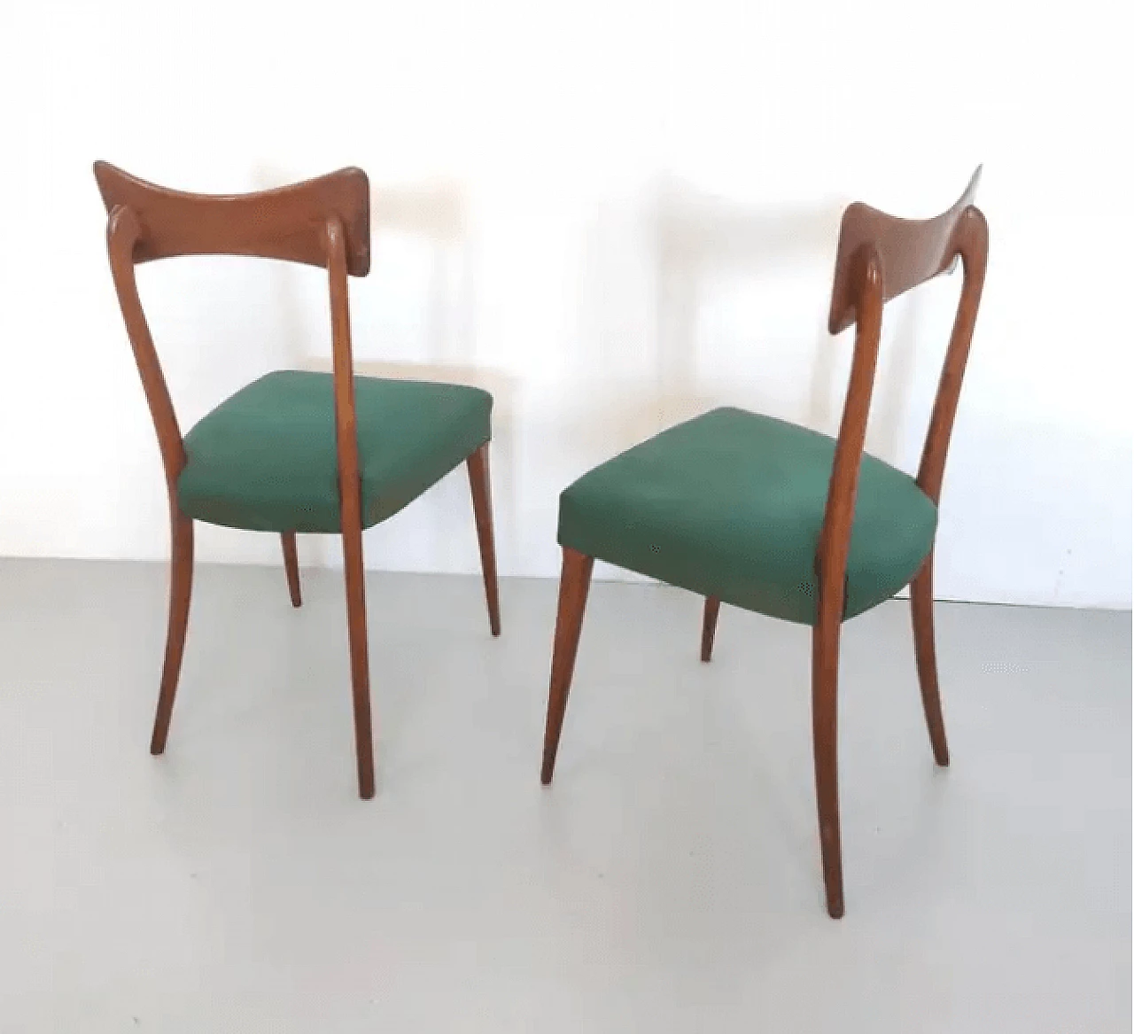 Pair of armchairs attributed to Ico Parisi for Ariberto Colombo, 1950s 4