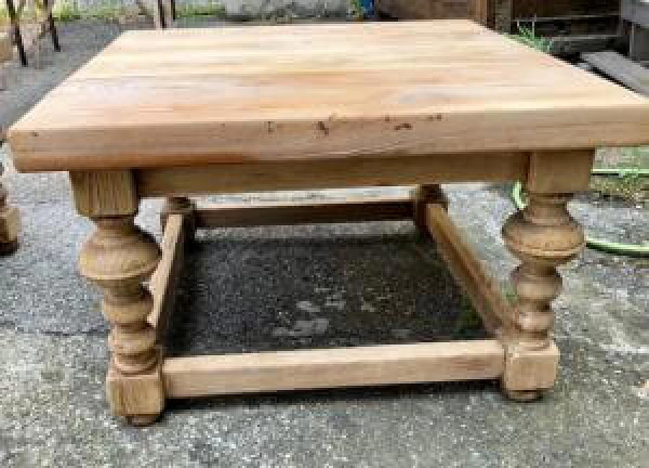 Coppia di tavolini in rovere sbiancato, anni '60 2