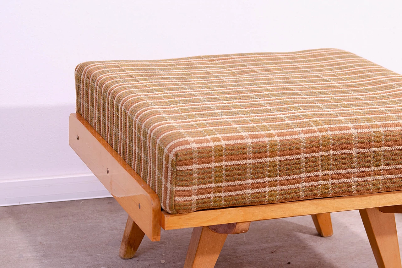 Poggiapiedi di Frantisek Jirák per Tatra Nabytok, anni '60 9