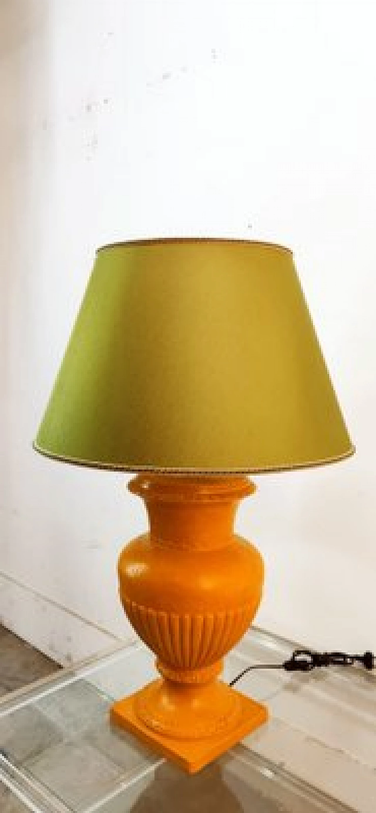 Gilded ceramic table lamp with green shade, 1970s 13