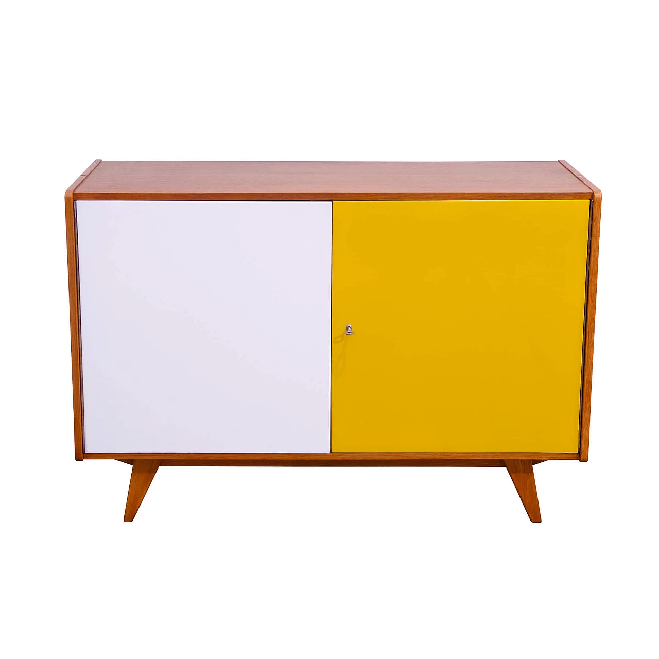 U-450 sideboard in beech, veneer, plywood and laminate by Jiří Jiroutek, 1960s 1