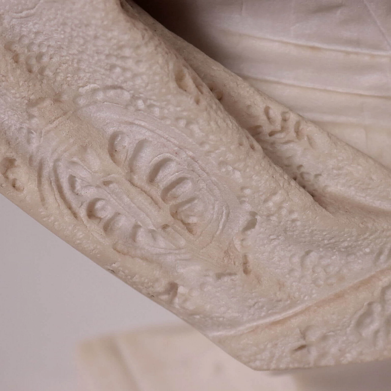 Busto femminile, scultura in marmo di Carrara, '800 8