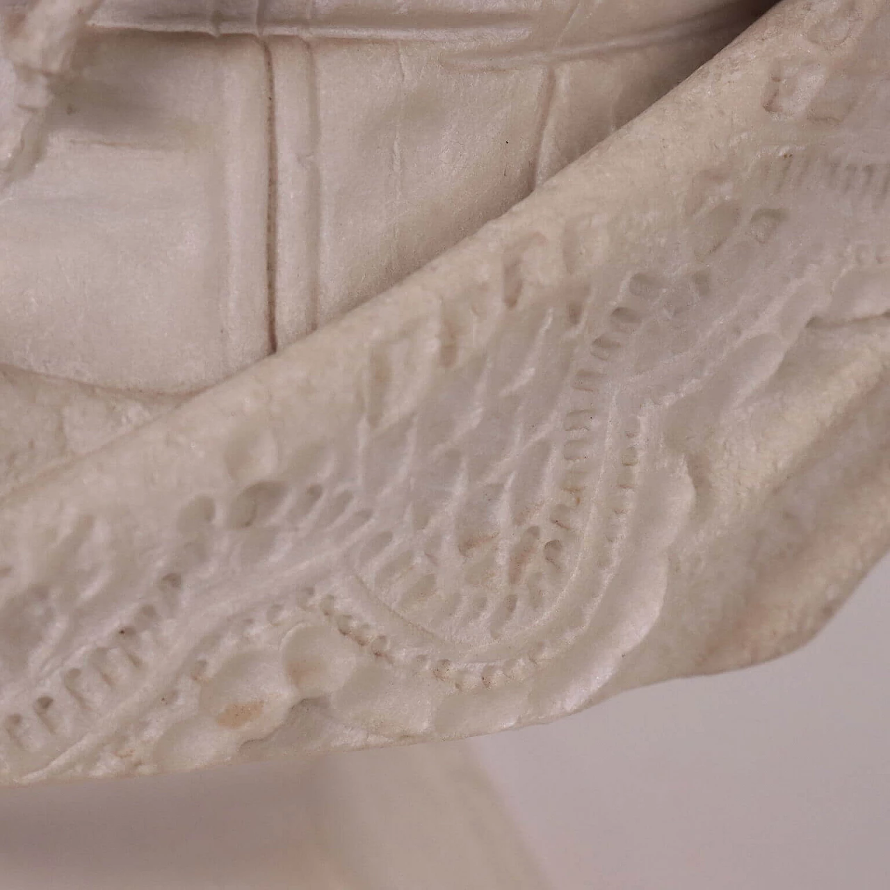 Busto femminile, scultura in marmo di Carrara, '800 9