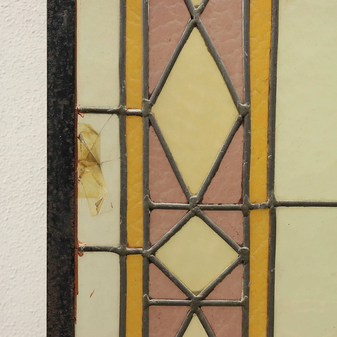 Coppia di vetrate Liberty in vetro colorato piombato, inizio '900 5