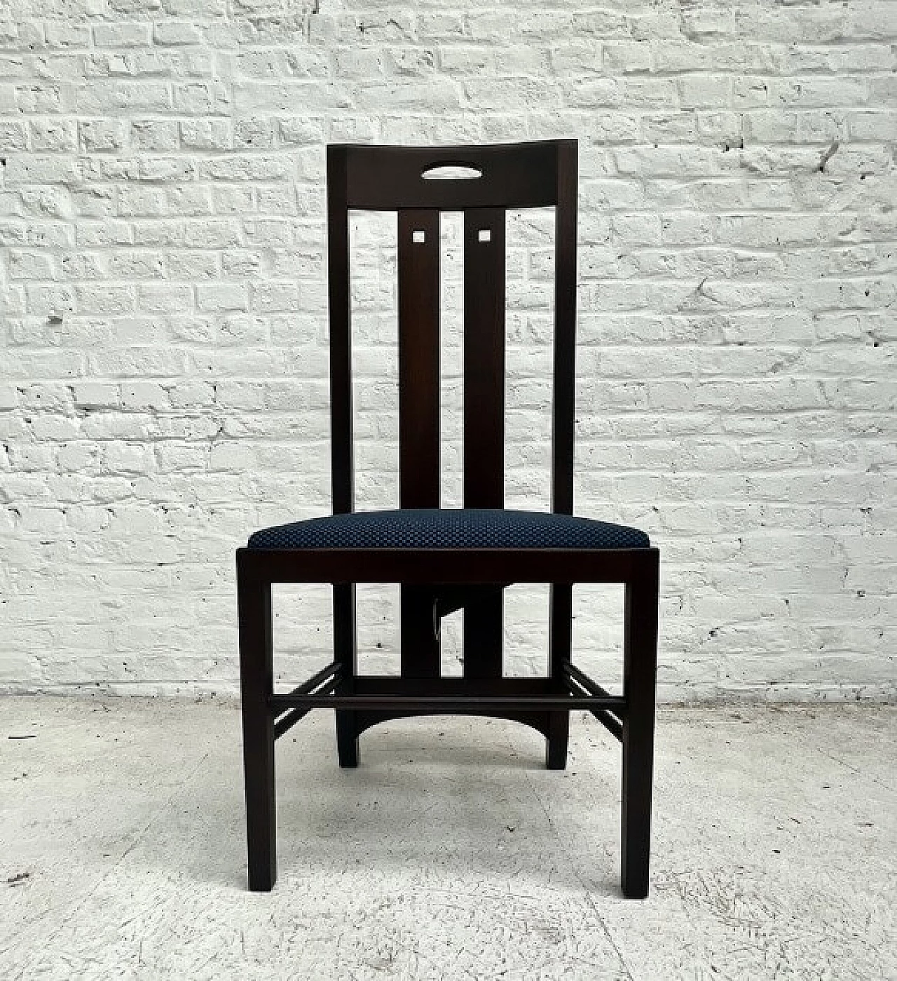 Pair of black Ingram chairs by Charles Rennie Mackintosh for Cassina, 1980s 4