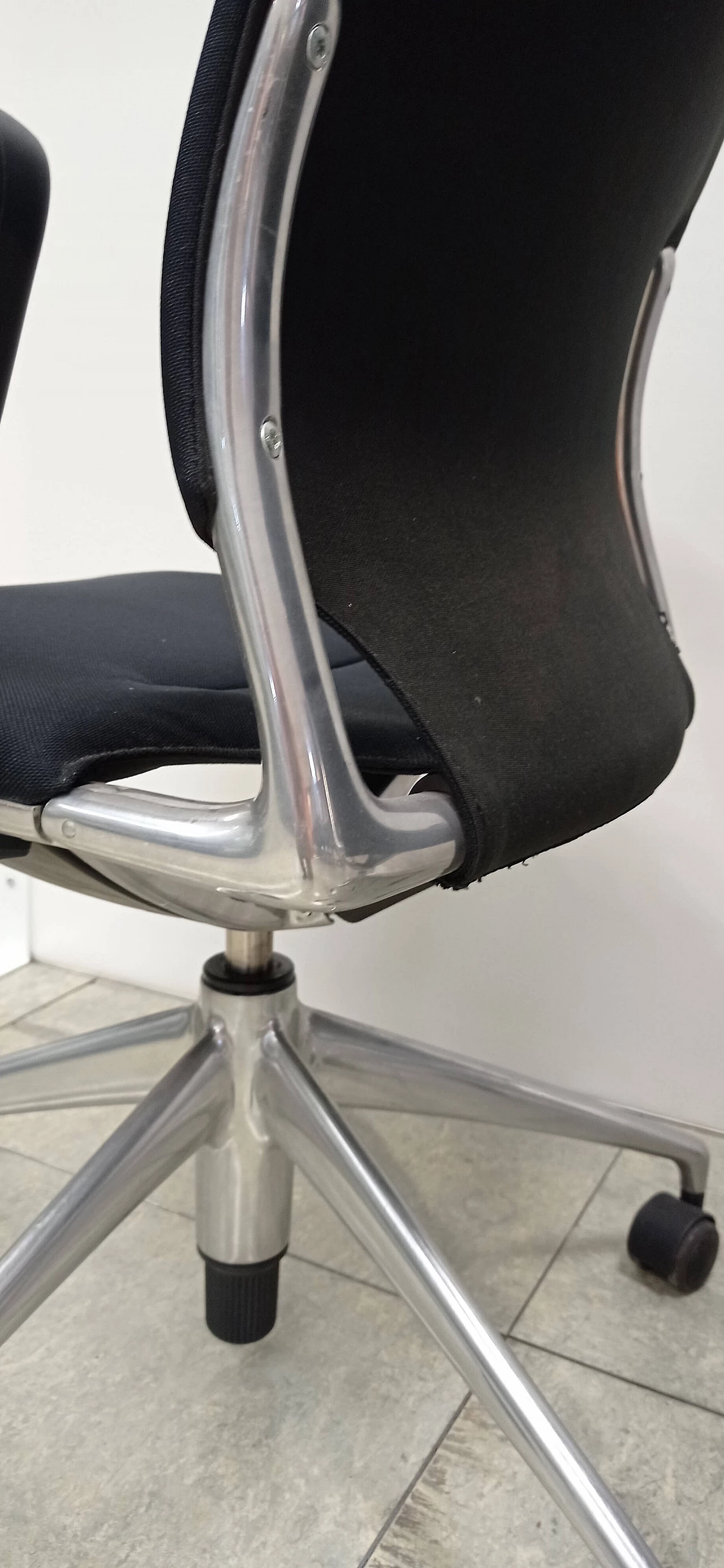 Pair of Meda Chairs armchairs by Alberto Meda for Vitra 19