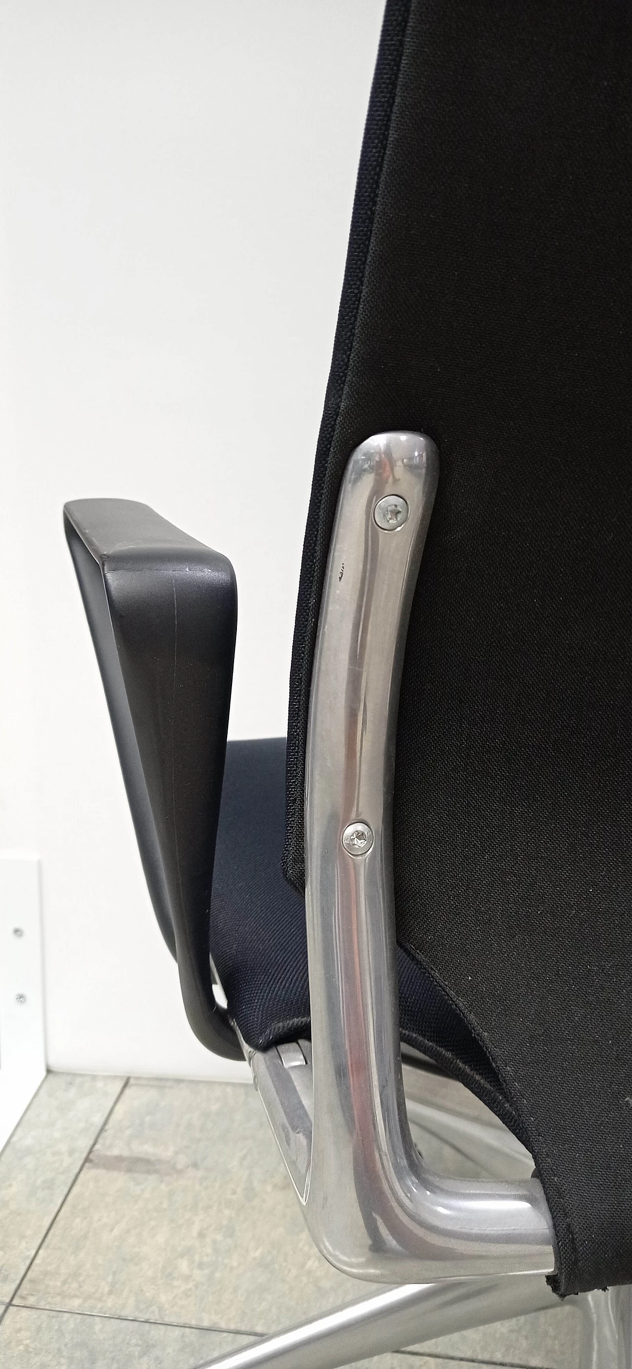 Pair of Meda Chairs armchairs by Alberto Meda for Vitra 21