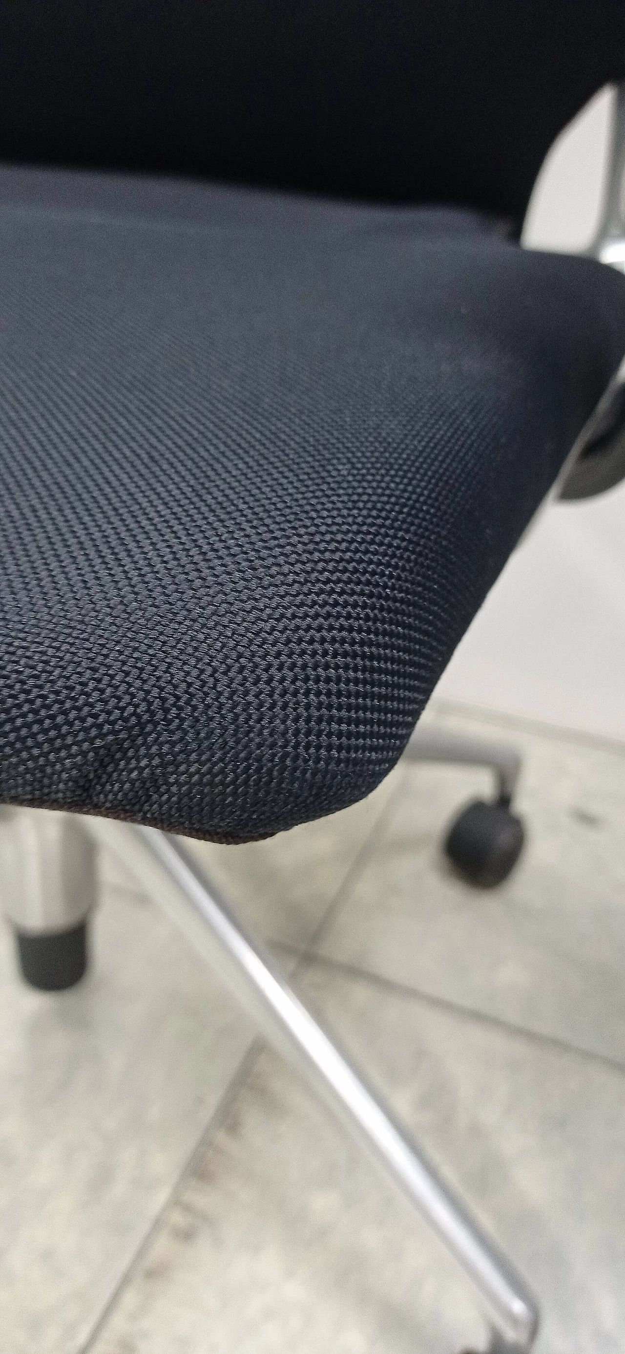 Pair of Meda Chairs armchairs by Alberto Meda for Vitra 22