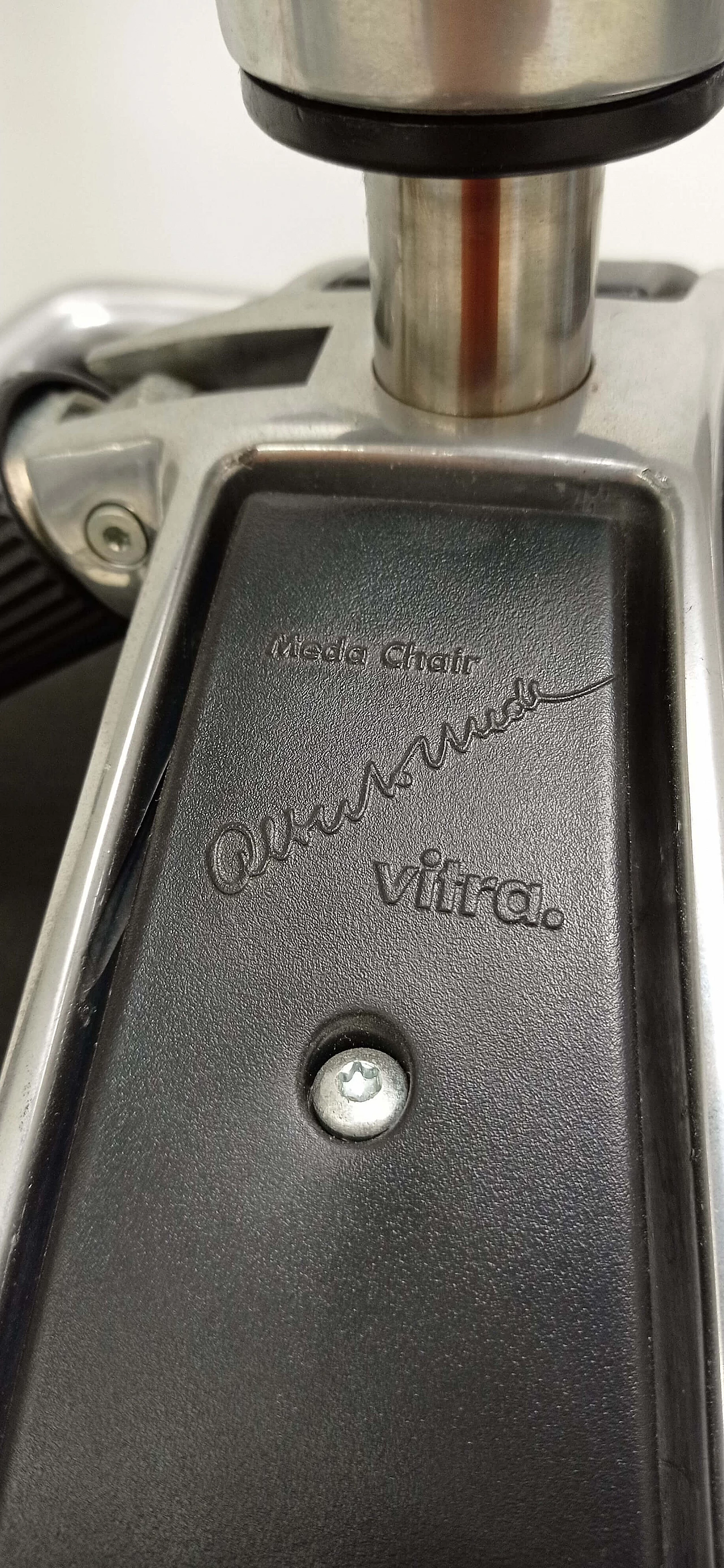 Pair of Meda Chairs armchairs by Alberto Meda for Vitra 28