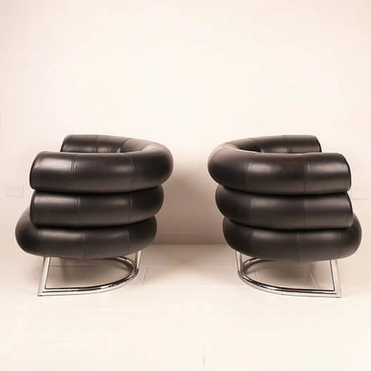 Pair of black leather Bibendum armchairs by Eileen Gray, 1980s 9