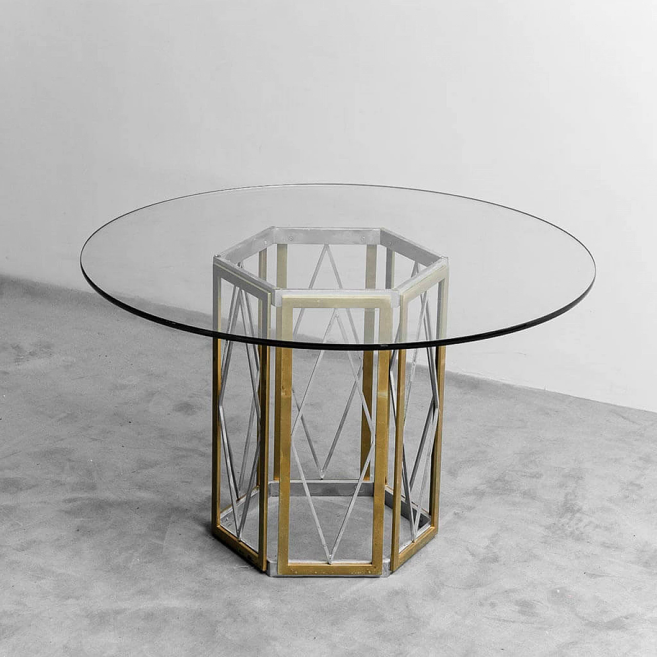 Tavolo rotondo in metallo e vetro di Renato Zevi, anni '70 1