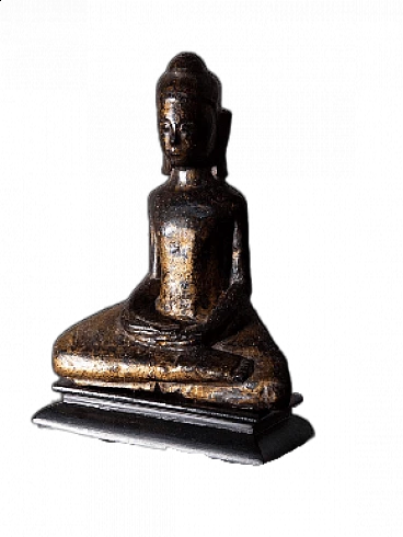 Buddha thailandese in meditazione Dvaravati, scultura in legno, '800