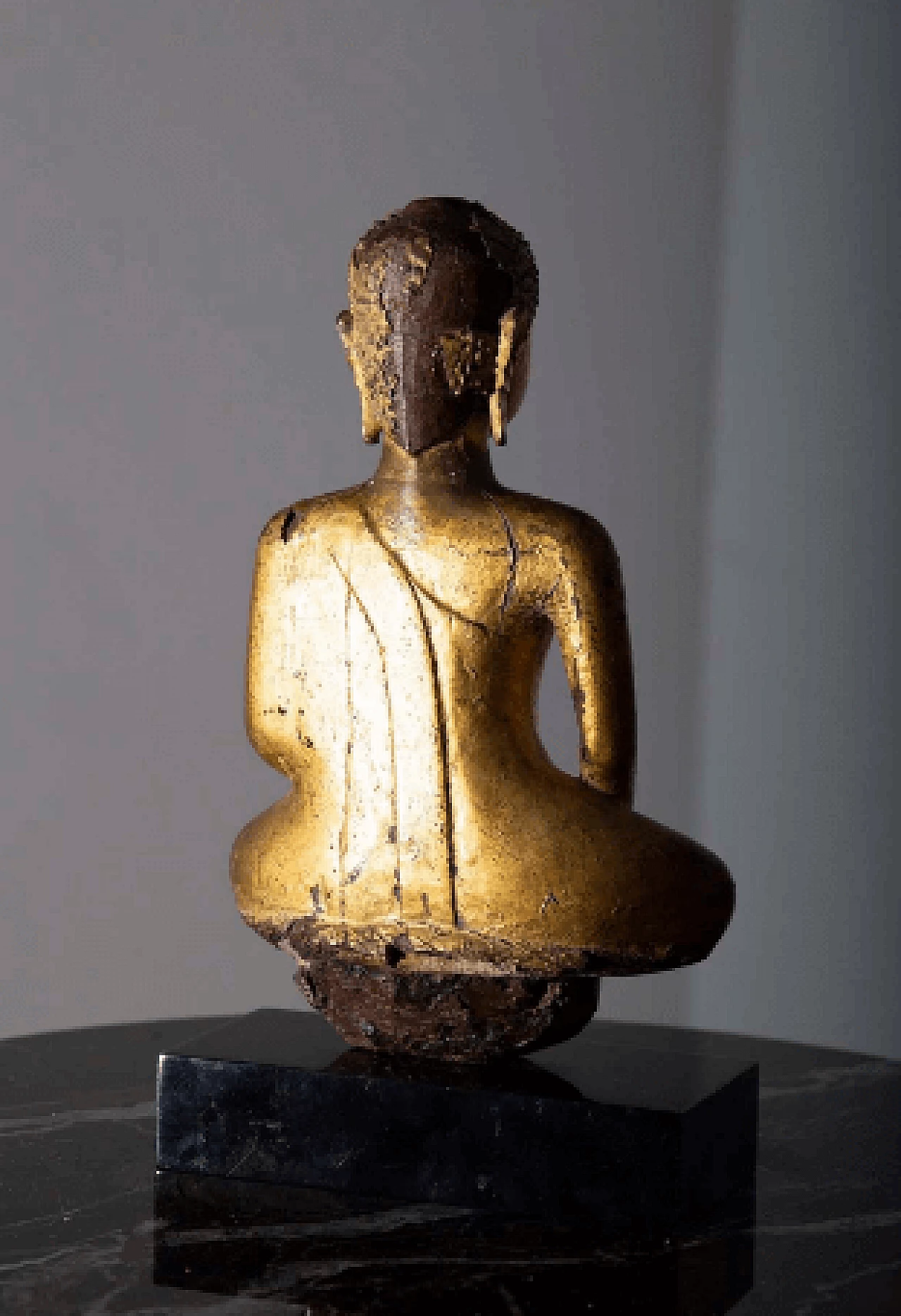 Buddha Shakyamuni birmano, scultura in legno dorato, '800 8