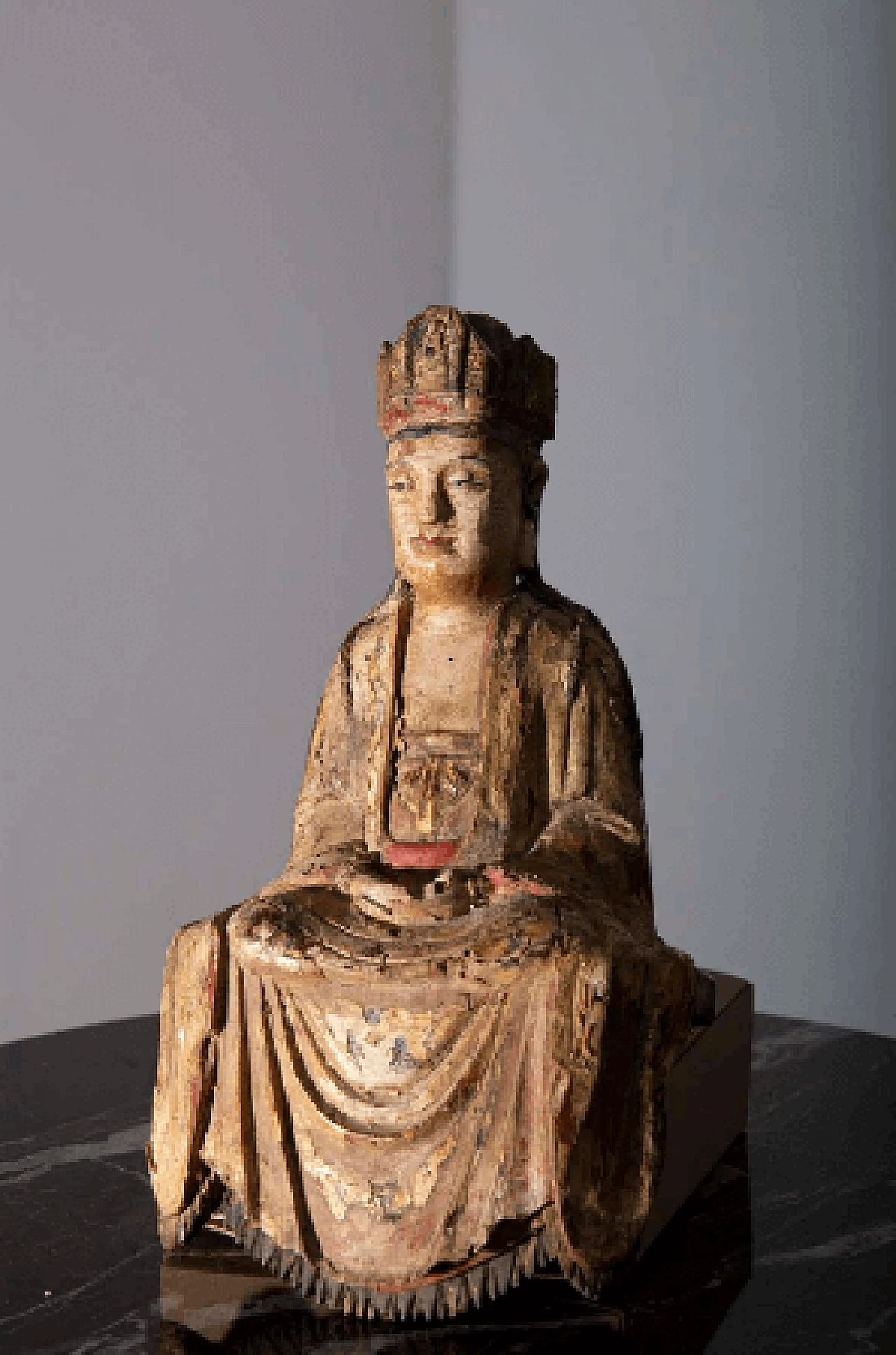Bodhisattva Guanyin cinese, scultura in legno policromo, '500 2