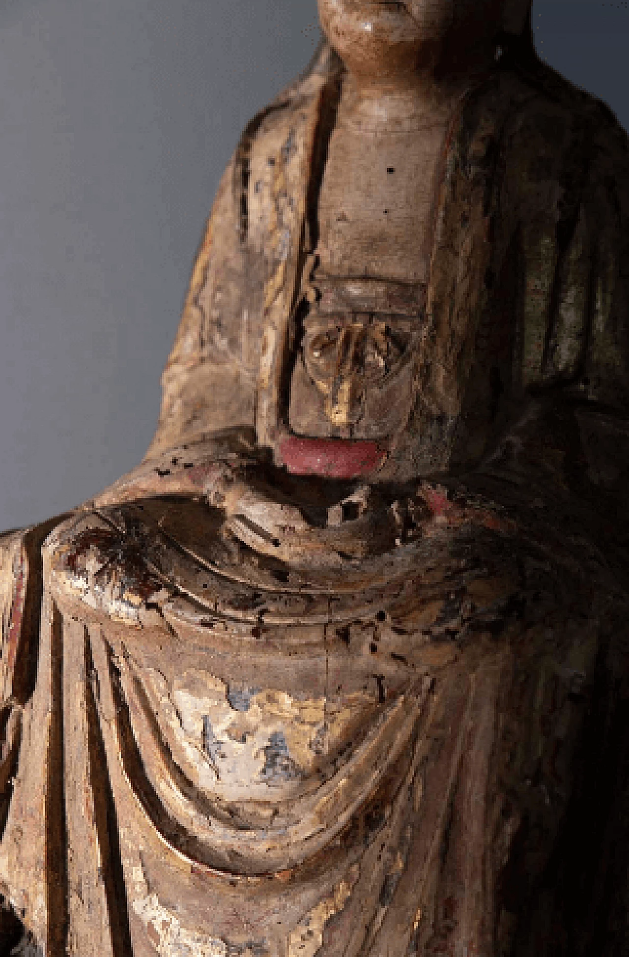 Bodhisattva Guanyin cinese, scultura in legno policromo, '500 5