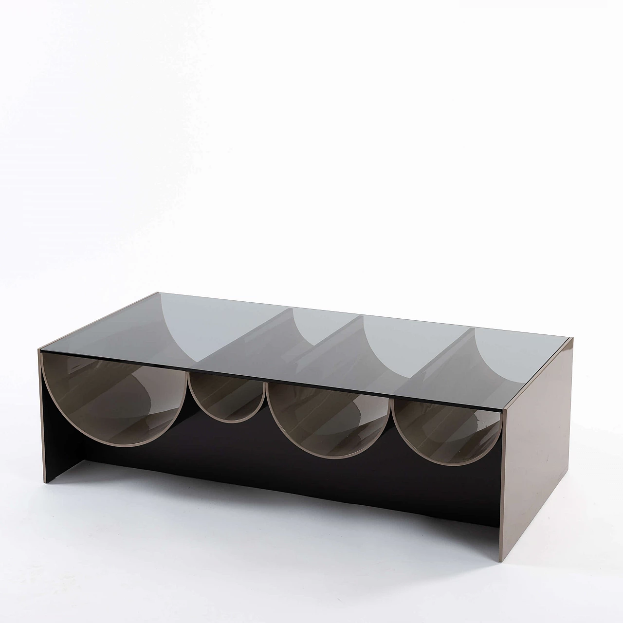 Wave coffee table in curved sheet metal for Minotti 2