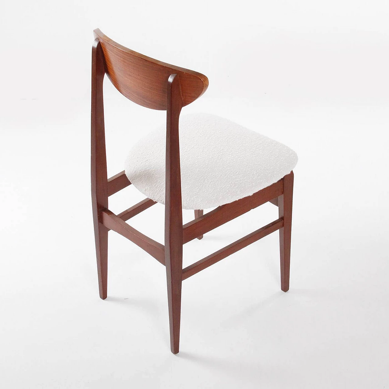 Sedia in legno e tessuto bouclé bianco, anni '60 8