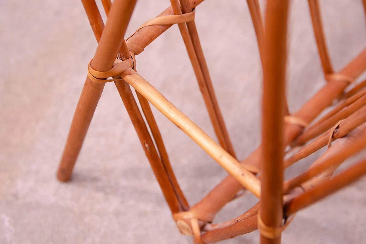 Rattan magazine rack by Jan Kalous for ÚLUV, 1960s 10