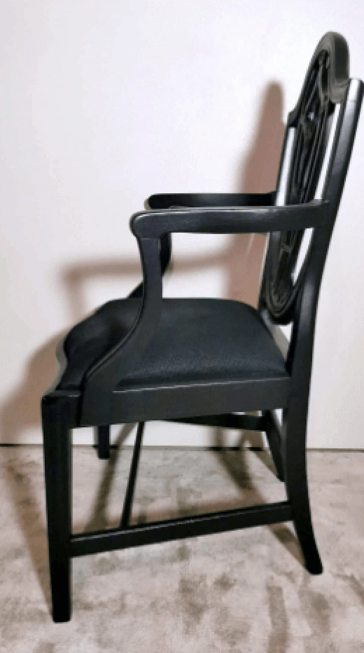 Wood and velvet armchair in the style of George Hepplewhite, mid-19th century 4