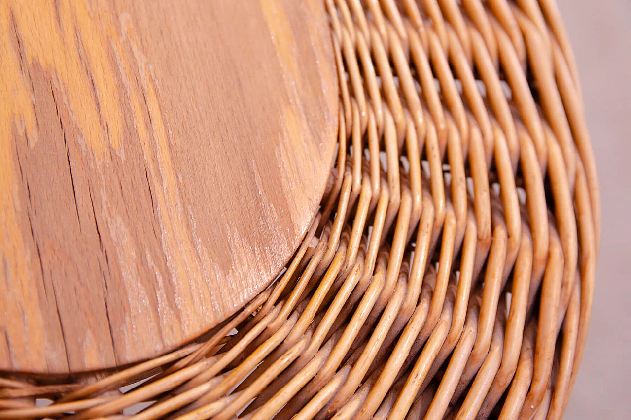 Sgabello in rattan di Jan Kalous per ÚLUV, anni '60 11