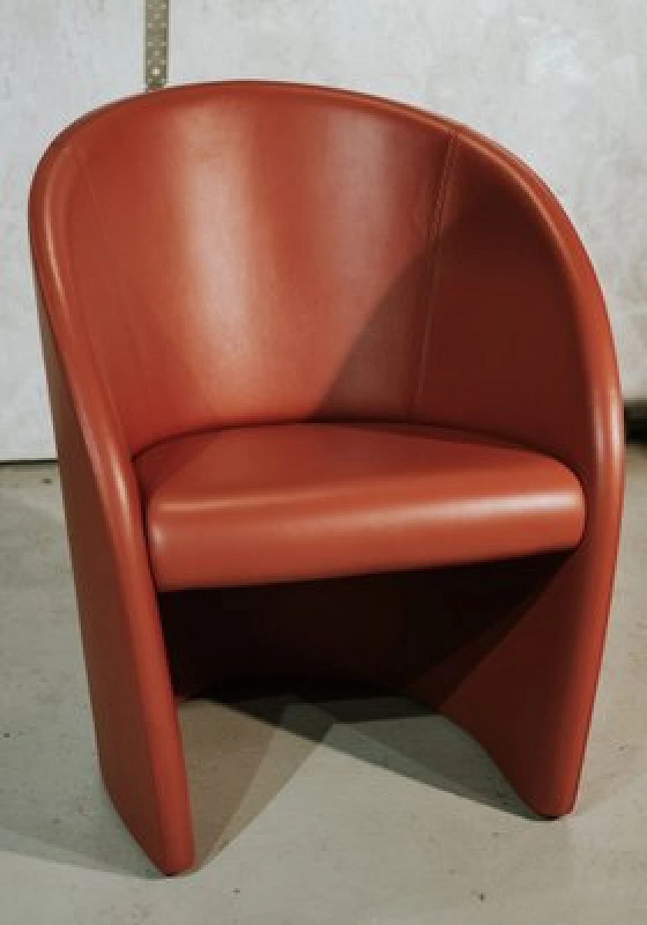 Intervista armchair by Massimo and Lella Vignelli for Poltrona Frau, 1989 4