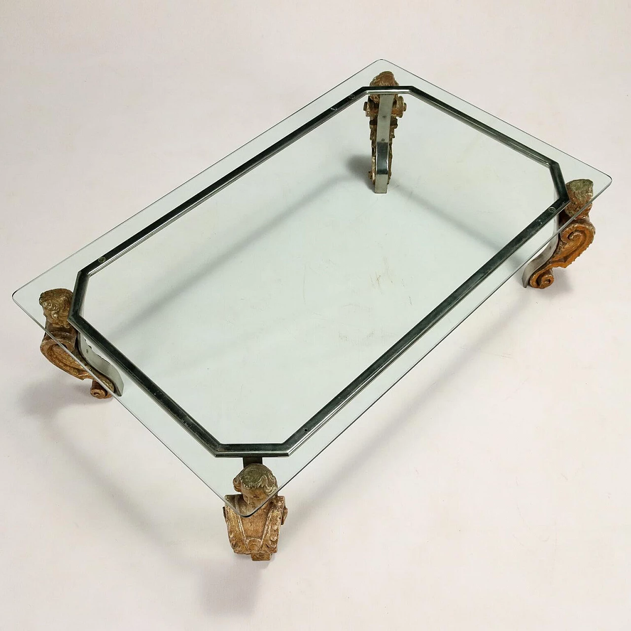Tavolino in vetro e metallo con cariatidi Barocche in legno dorato 9