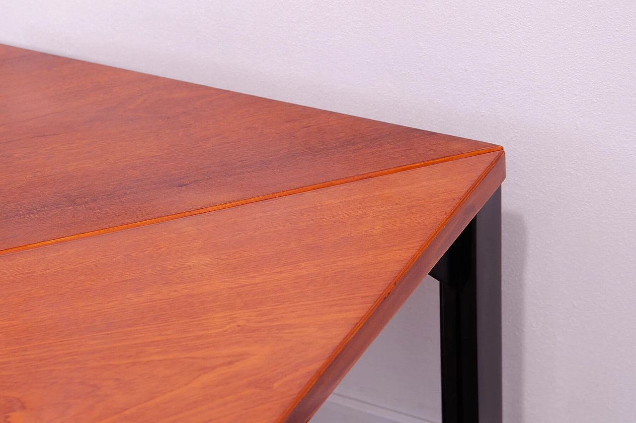 Modular folding lacquered wood coffee table, 1970s 5