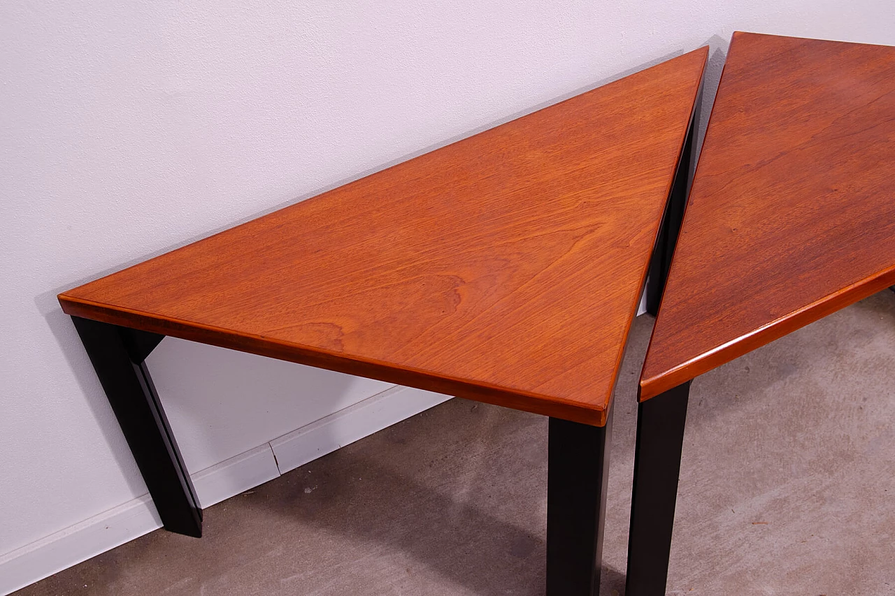 Modular folding lacquered wood coffee table, 1970s 10