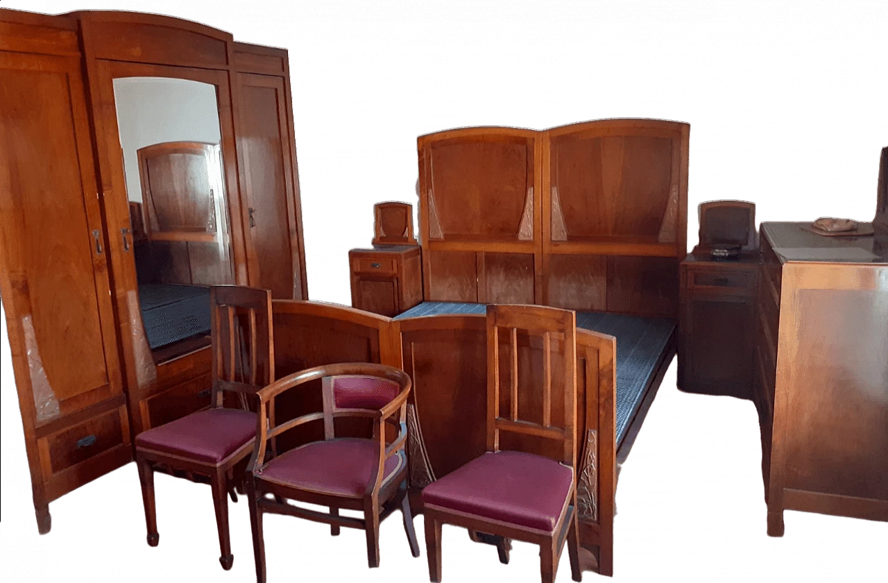Complete bedroom in walnut and marble, 1920s 12