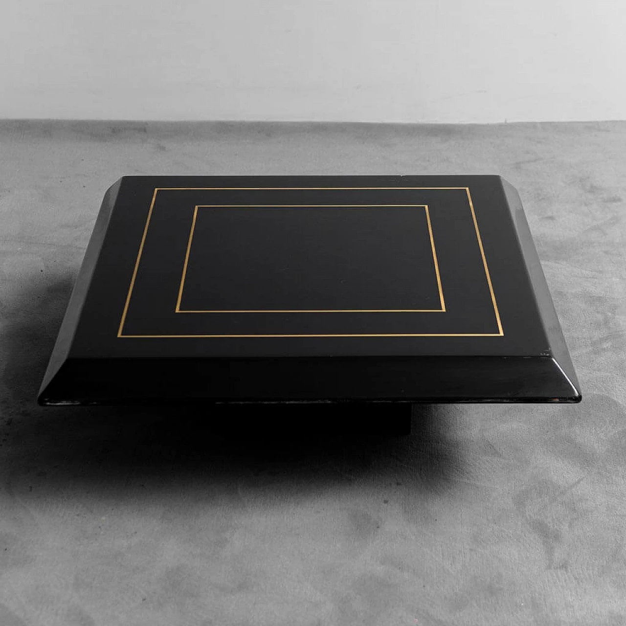 Lacquered wood coffee table with gilded metal details, 1970s 5