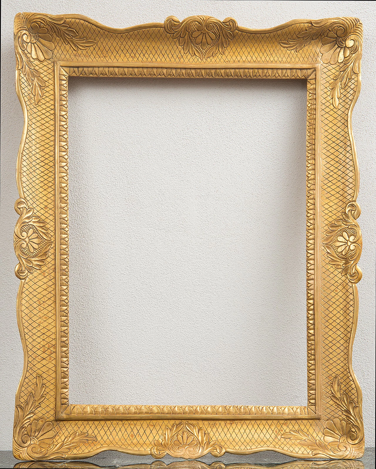 Neapolitan Empire gilded wood frame, early 19th century 1