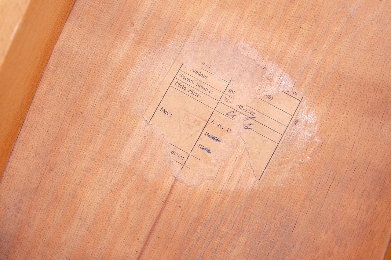 Sgabello in faggio di Západoslovenské Nábytkárské Závody, anni '70 11