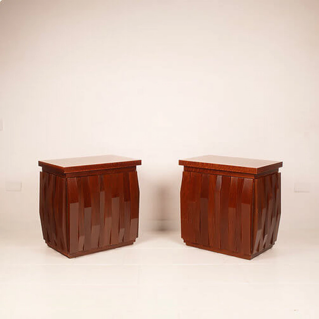 Pair of Barium solid walnut bedside tables by Luciano Frigerio for Frigerio di Desio, 1970s 3