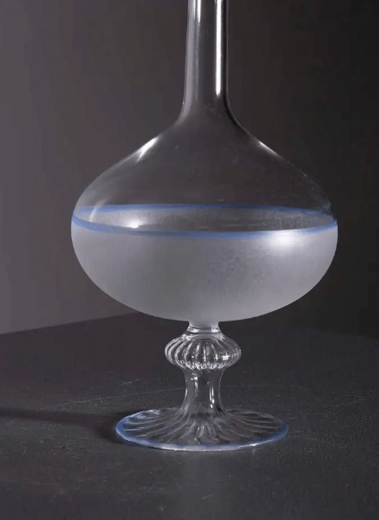 Blue Murano blown glass vase, early 20th century 3