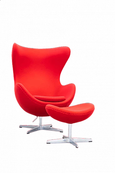 Poltrona e pouf Egg Chair di Arne Jacobsen per Fritz Hansen, anni '80