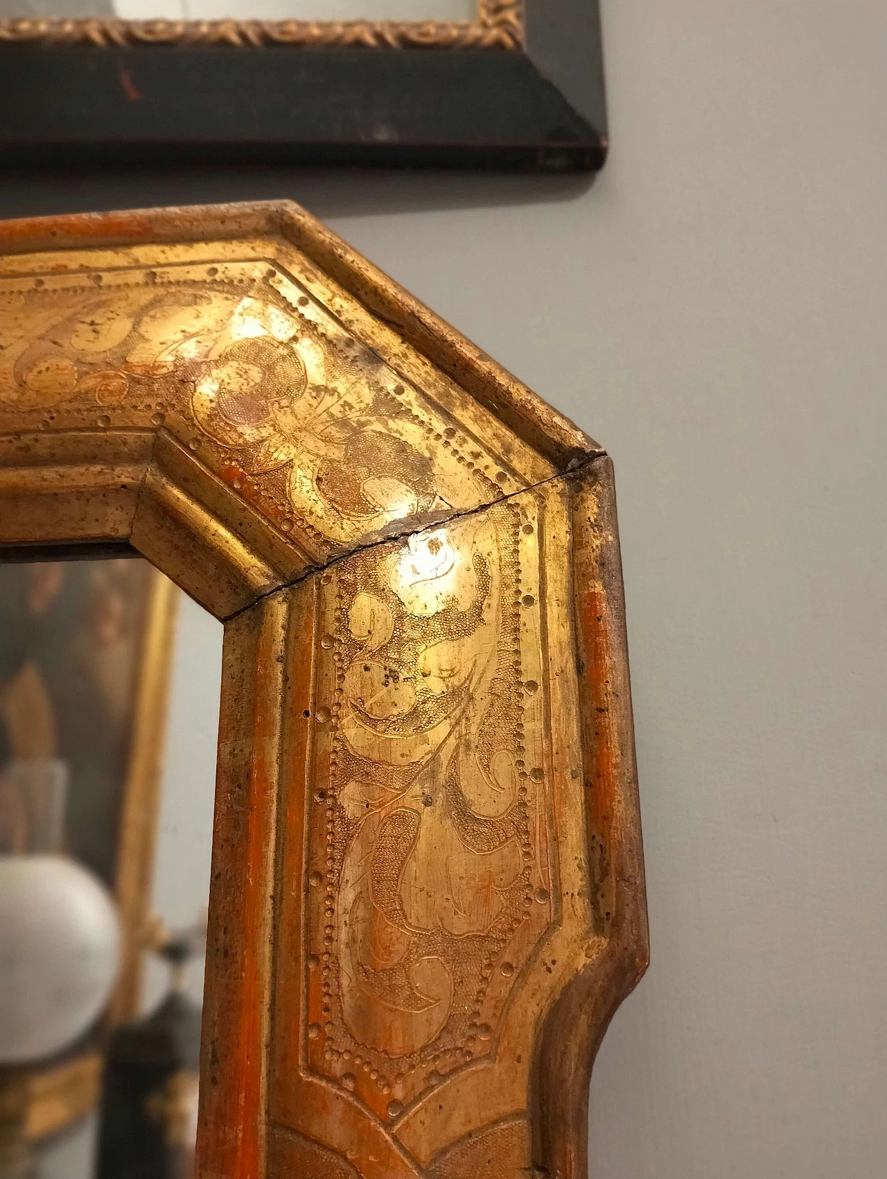 Specchiera Luigi Filippo in legno d'oro zecchino, seconda metà '800 2