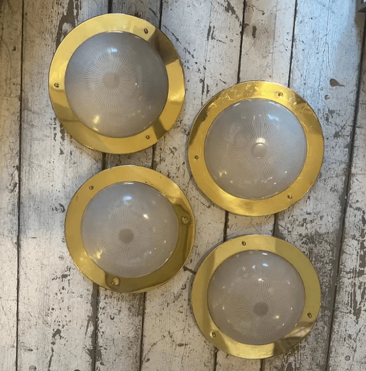 4 Round ceiling lights in brass and glass in the style of Luigi Caccia Dominioni, 1960s 2