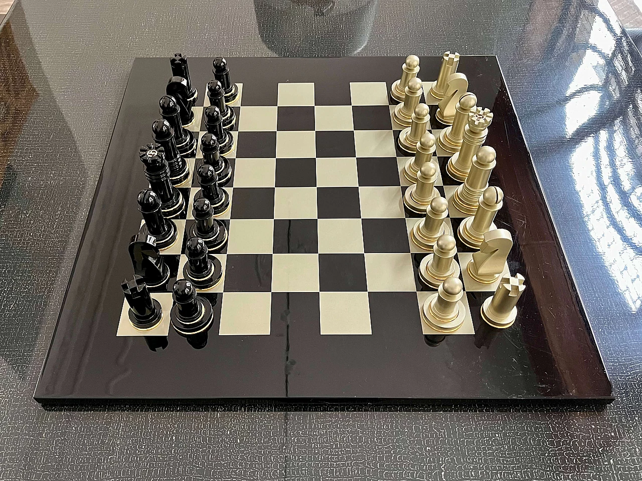 Fair chessboard by Armani Casa 1