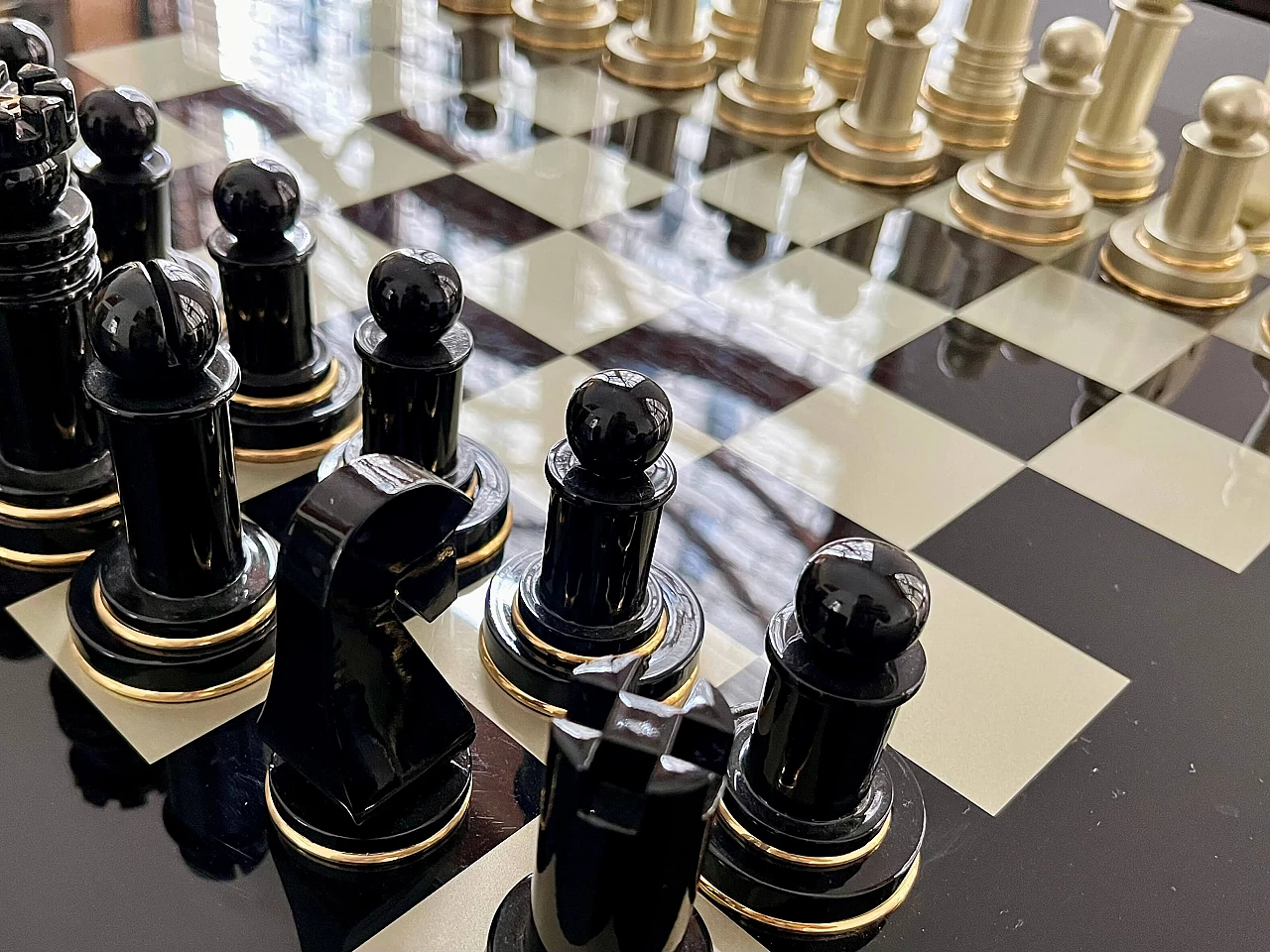 Fair chessboard by Armani Casa 3