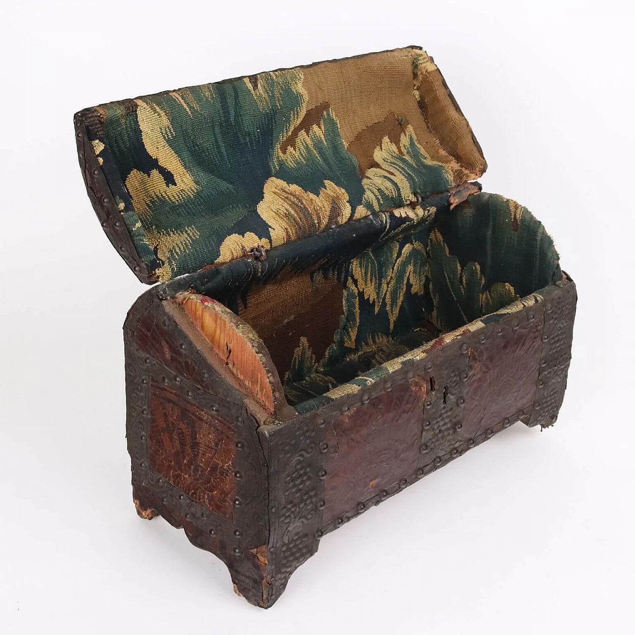 Wooden travel case lined with iron foil strips, mid-17th century 6