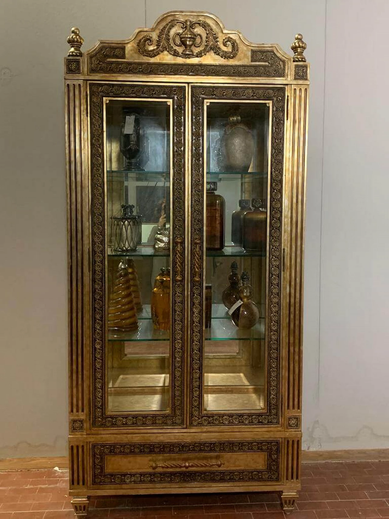 Louis XVI style gold-finished display case by Lam Lee Group, 1990s 2