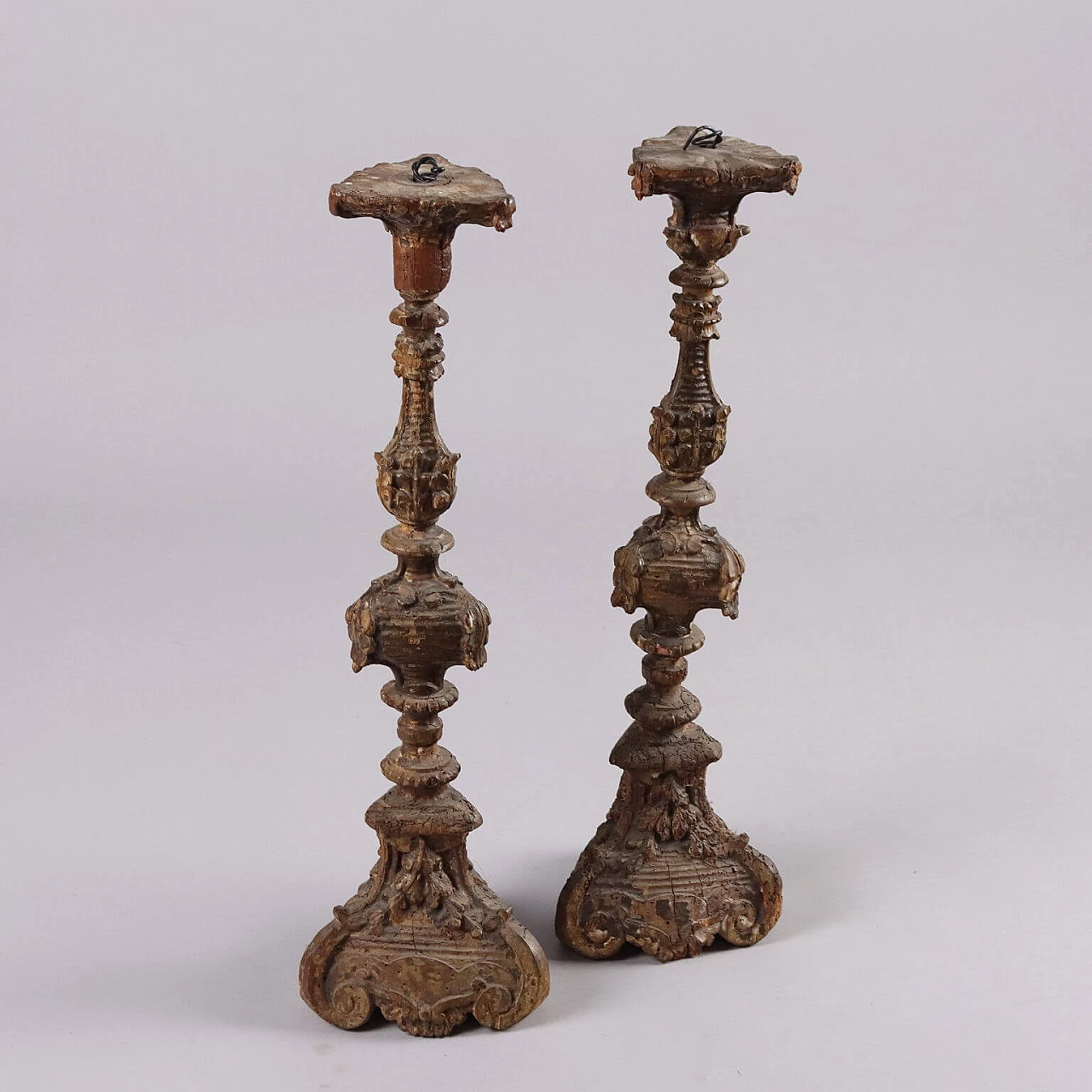 Pair of Neoclassical carved and lacquered wood torch holders, late 18th century 1