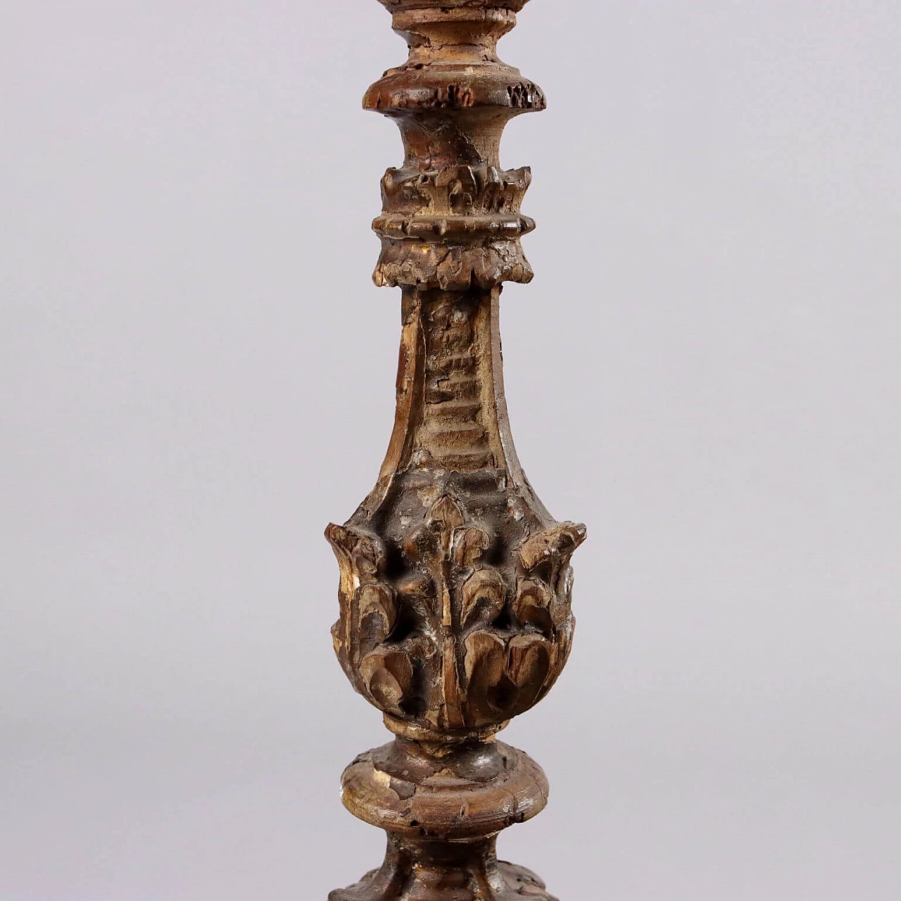 Pair of Neoclassical carved and lacquered wood torch holders, late 18th century 4