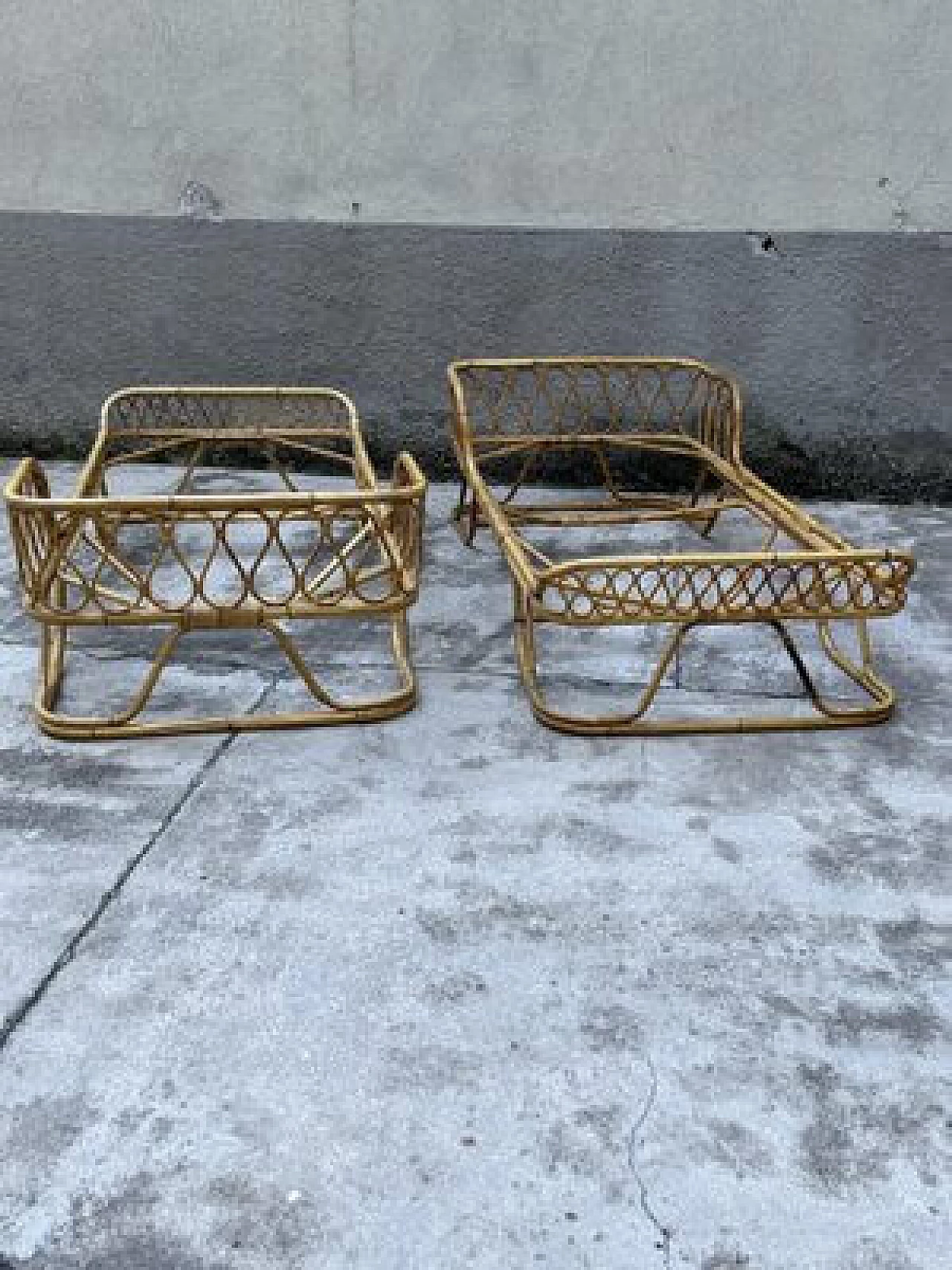 Pair of bamboo and wicker daybeds, 1960s 3