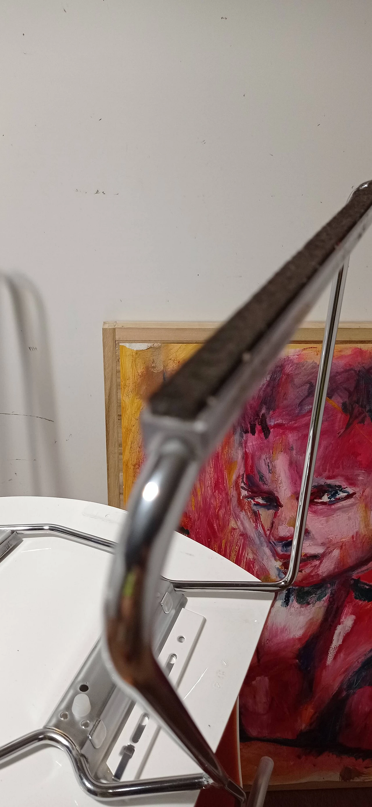 4 Sedia Catifa 46 con braccioli in tessuto Kvard arancio di Studio LAM per Arper 143