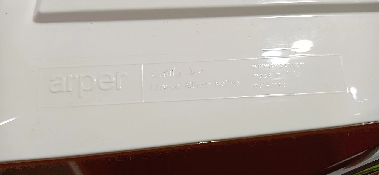 4 Sedia Catifa 46 con braccioli in tessuto Kvard arancio di Studio LAM per Arper 147