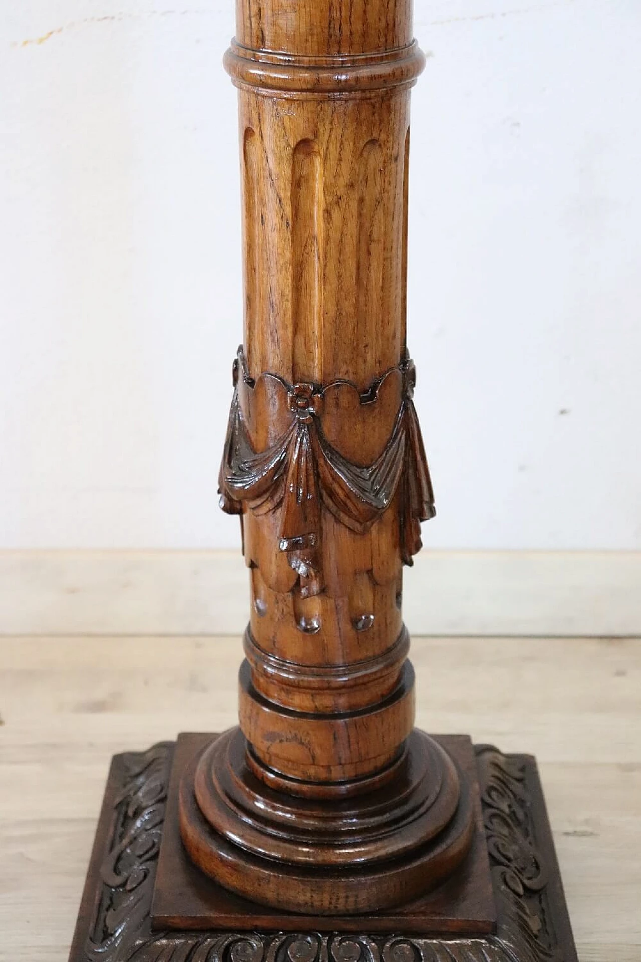 Art Nouveau solid oak column, early 20th century 5