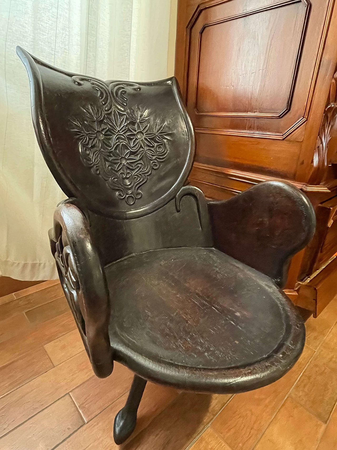 Coppia di poltrone Art Nouveau in teak, inizio '900 5